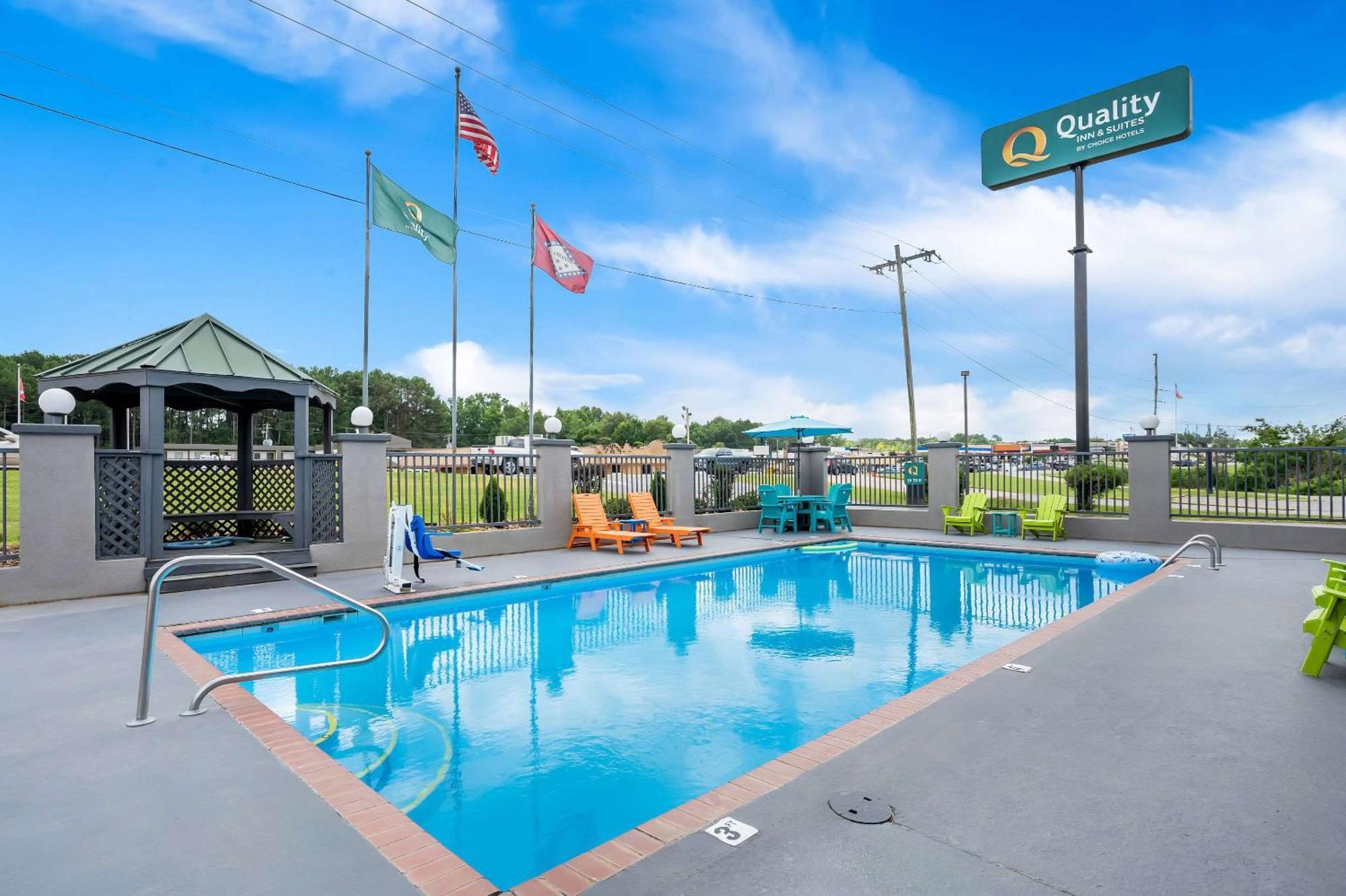 Quality Inn & Suites Monticello Exterior foto
